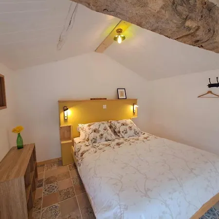 Holiday home Voulmentin